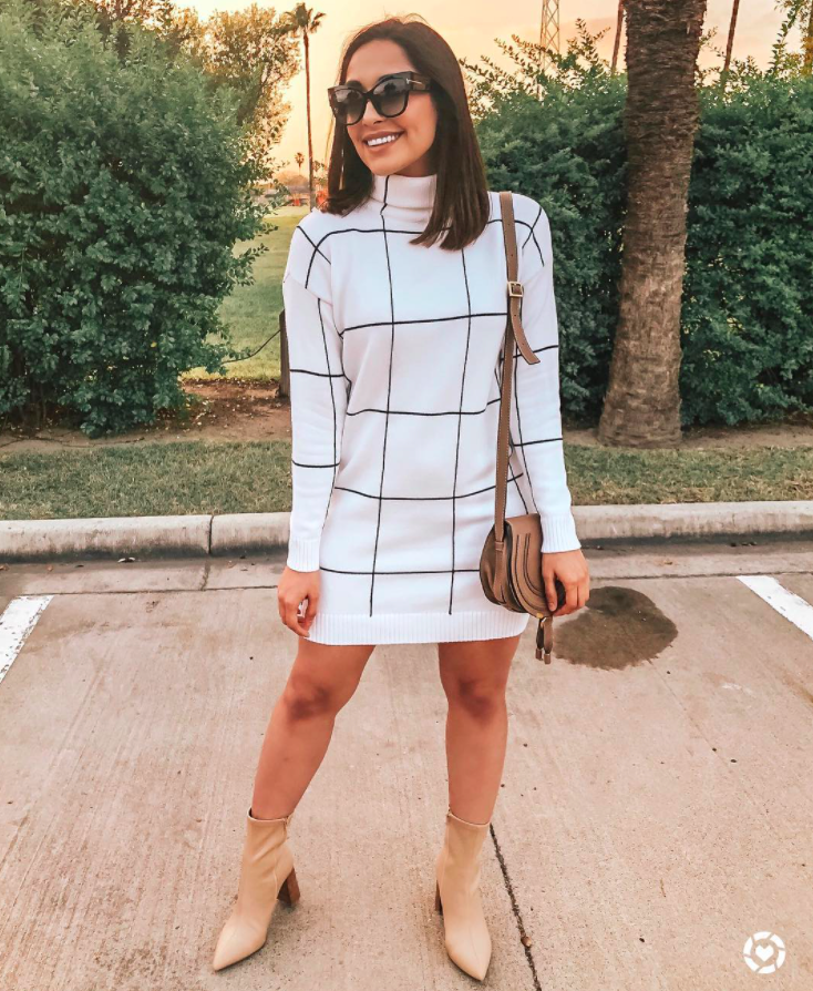 chicwish blogger wearing the grid print dress 